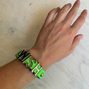 “WISH” green letter bracelet
